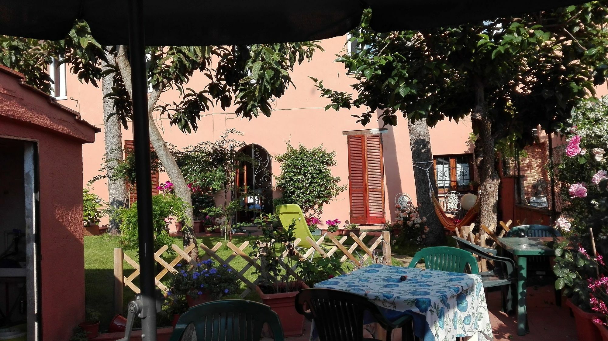 Al Giardino Di Alice Bed & Breakfast Перуджа Екстериор снимка