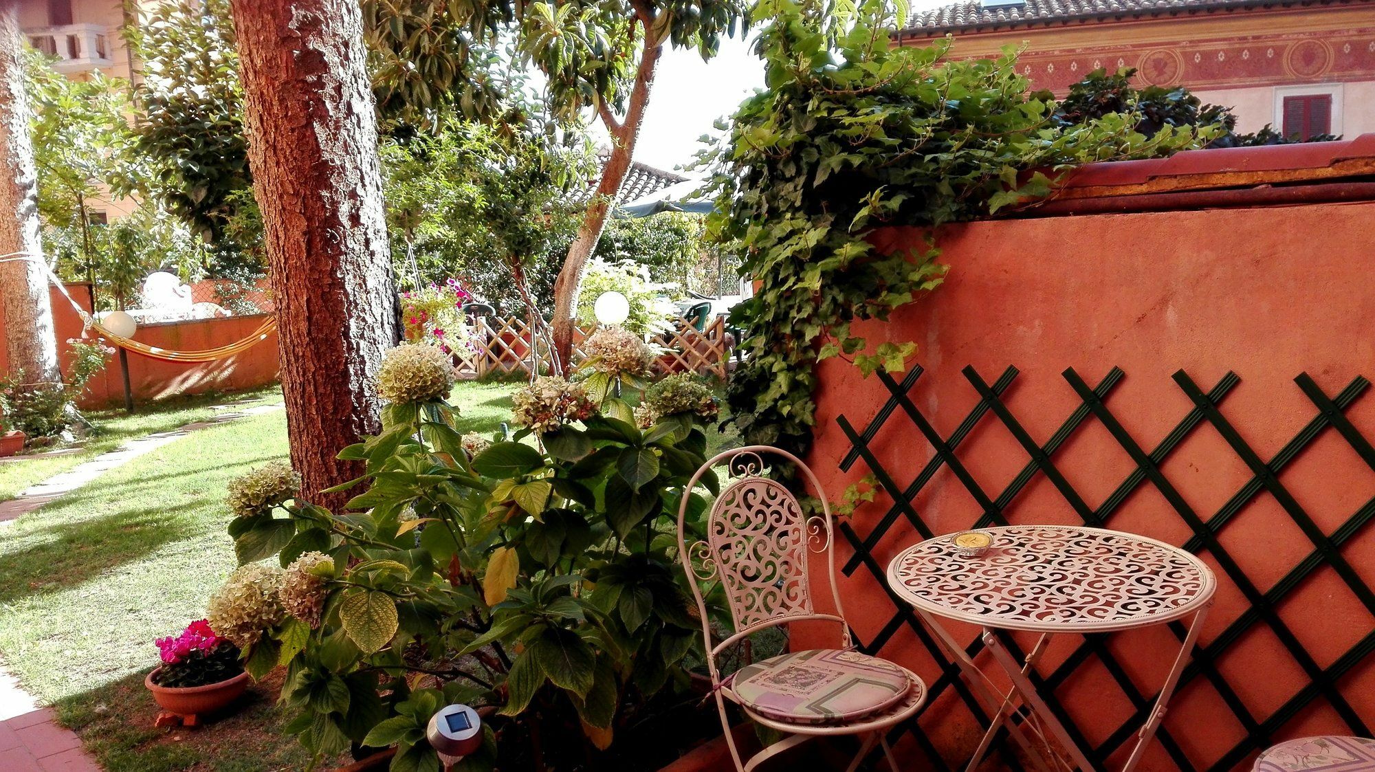 Al Giardino Di Alice Bed & Breakfast Перуджа Екстериор снимка